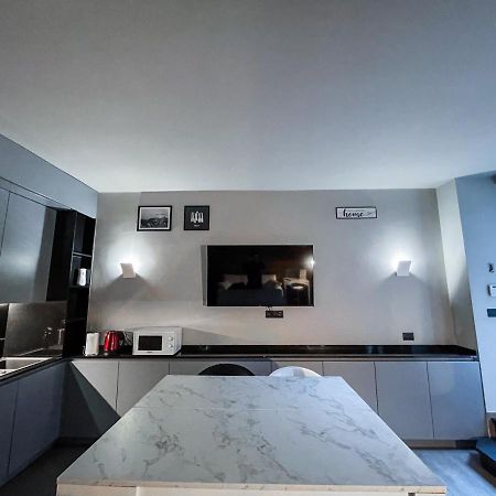 Bubi House Moscova Appartement Milaan Buitenkant foto
