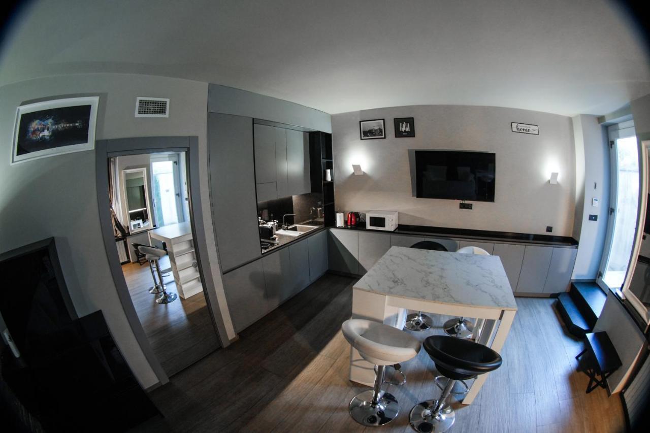 Bubi House Moscova Appartement Milaan Buitenkant foto