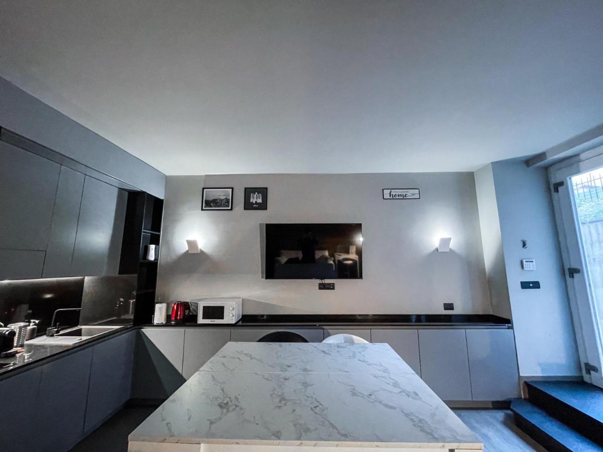 Bubi House Moscova Appartement Milaan Buitenkant foto